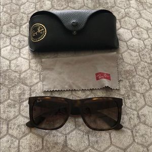 Unisex ray ban sunglasses